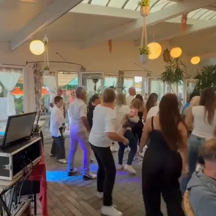 Private Feier in der Trattoria Gusto Da Davide e Hind mit Musik